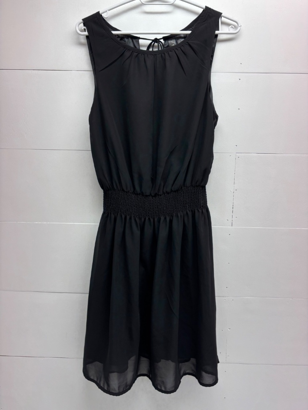 Fun & Flirt Black Sleeveless Smocked Waist Chiffon Dress size medium